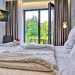 Superior Z Prywatna Balia I Ogrodem - Belle View & - By Royal Aparts Appartamento *