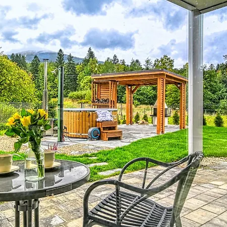 Superior Z Prywatna Balia I Ogrodem - Belle View & - By Royal Aparts شقة *