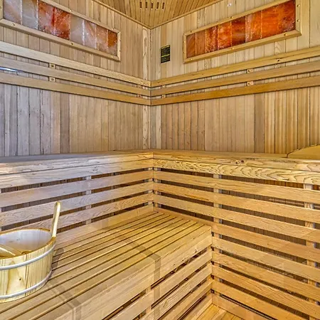 Superior Z Prywatna Balia I Ogrodem - Belle View & - By Royal Aparts *