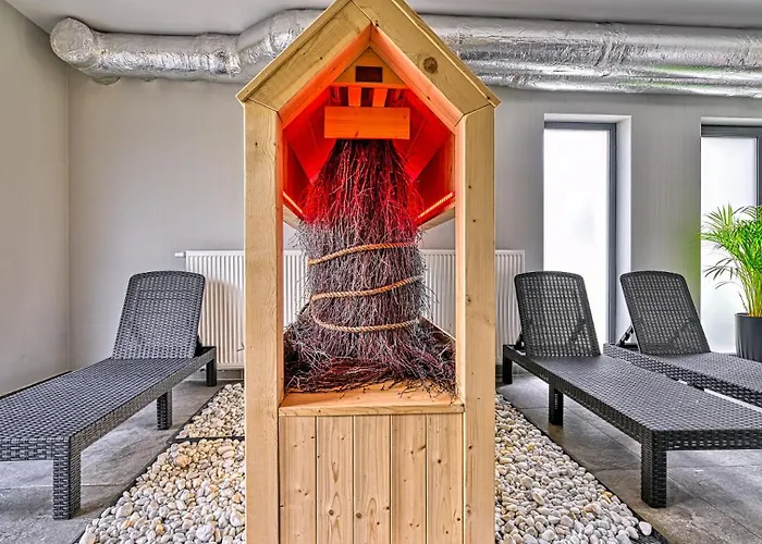 Superior Z Prywatna Balia I Ogrodem - Belle View & - By Royal Aparts Apartment